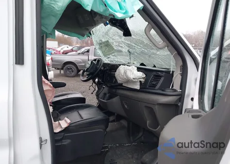 2023 Ford Transit-250 z USA, uszkodzony, nr VIN 1FTBR1C83PKB87769